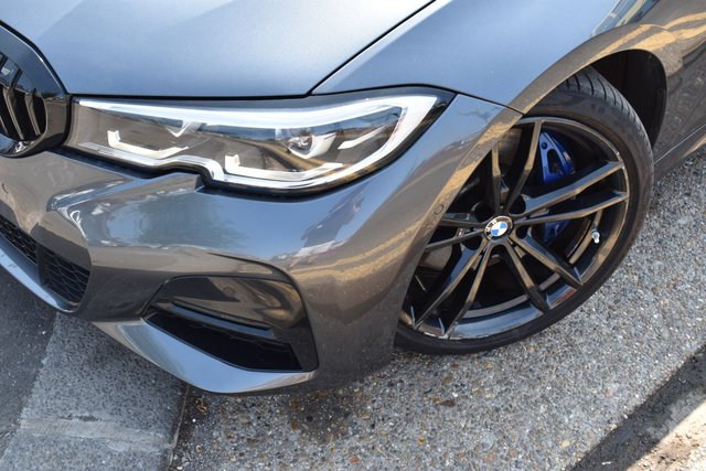 View our BMW 3 SERIES