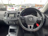 USED 2015 15 VOLKSWAGEN TIGUAN 2.0 TDI BlueMotion Tech Match SUV 5dr Diesel Manual 2WD Euro 5 (s/s) (140 ps) FULL SERVICE HISTORY INCLUDING TIMING BELT + WATER PUMP CHANGE @47K, 2 KEYS, BOOK PACK, FRESH SERVICE + 1YR MOT WITHIN THE SALE