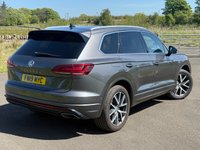 USED 2019 19 VOLKSWAGEN TOUAREG 3.0 TDI V6 R-Line SUV 5dr Diesel Tiptronic 4Motion Euro 6 (s/s) (286 ps) 