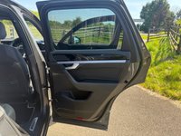 USED 2019 19 VOLKSWAGEN TOUAREG 3.0 TDI V6 R-Line SUV 5dr Diesel Tiptronic 4Motion Euro 6 (s/s) (286 ps) 