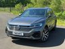 USED 2019 19 VOLKSWAGEN TOUAREG 3.0 TDI V6 R-Line SUV 5dr Diesel Tiptronic 4Motion Euro 6 (s/s) (286 ps) 