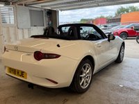 USED 2018 18 MAZDA MX-5 1.5 SKYACTIV-G SE Convertible 2dr Petrol Manual Euro 6 (131 ps)+1 FORMER KEEPER+HISTORY+MEDIA+BLUETOOTH+ALLOYS+AIRCON+USB+AUX+ HISTORY+1 FORMER KEEPER+ALLOYS+BLUETOOTH+MEDIA+AIRCON+AUX+USB+HPI CLEAR
