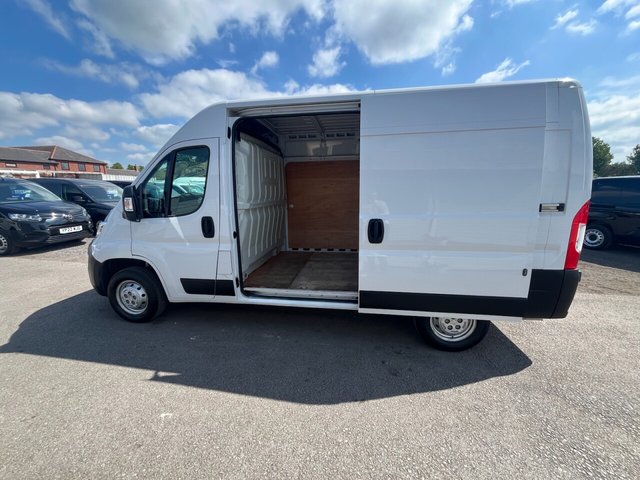 View our VAUXHALL MOVANO