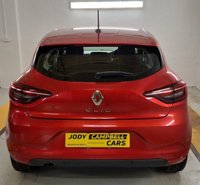USED 2022 72 RENAULT CLIO 1.0 TCe Evolution Hatchback 5dr Petrol Manual Euro 6 (s/s) (90 ps) Dec 2022. Full Service History