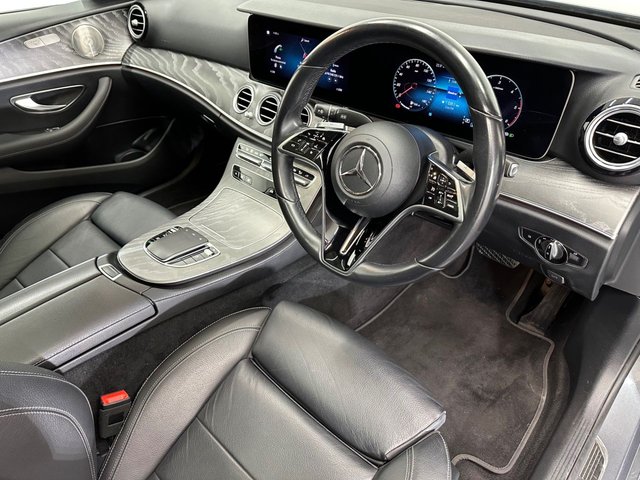 2022 MERCEDES-BENZ E-CLASS 2022 2.0 E220dh MHEV AMG Line Night Edition (Premium Plus) Saloon 4dr Diesel Hybrid G-Tronic+ Euro 6 (s/s) (220 ps)
            *NI CAR*
            
          *NI CAR* - Photo 11