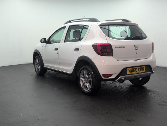 USED 2016 66 Dacia Sandero Stepway 0.9 Tce Ambiance Hatchback 5dr Petrol Manual Euro 6 (s/S) (90 Ps) Dab Radio + Bluetooth