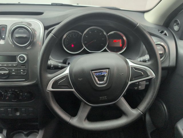 USED 2016 66 Dacia Sandero Stepway 0.9 Tce Ambiance Hatchback 5dr Petrol Manual Euro 6 (s/S) (90 Ps) Dab Radio + Bluetooth