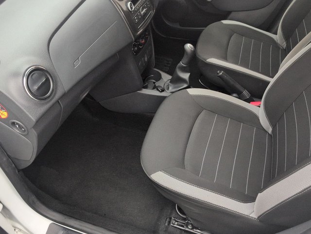 USED 2016 66 Dacia Sandero Stepway 0.9 Tce Ambiance Hatchback 5dr Petrol Manual Euro 6 (s/S) (90 Ps) Dab Radio + Bluetooth