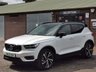 USED 2020 20 VOLVO XC40 2.0 T4 R-Design Pro SUV 5dr Petrol Auto Euro 6 (s/s) (190 ps) LOW MILES & JUST 2 OWNERS!