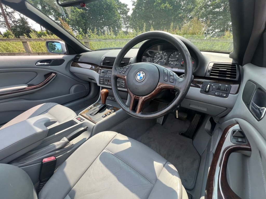 USED 2001 Y BMW 3 SERIES 325Ci Convertible // 2.5 Petrol // Auto (239 g/km, 192 bhp) // px swap 
