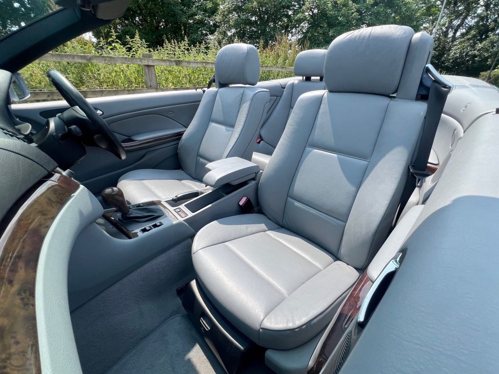 USED 2001 Y BMW 3 SERIES 325Ci Convertible // 2.5 Petrol // Auto (239 g/km, 192 bhp) // px swap 