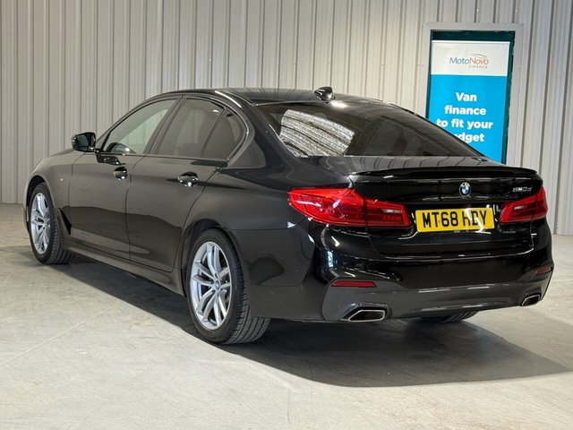 2018 BMW 5 SERIES - Photo 2