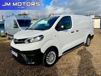 2022 TOYOTA PROACE