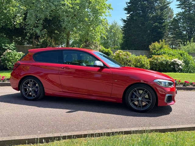View our BMW 1 SERIES