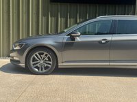 USED 2014 64 VOLKSWAGEN PASSAT 2.0 TDI BlueMotion Tech GT Estate 5dr Diesel DSG Euro 6 (s/s) (190 ps) SAT NAV DAB CRUISE GREAT MPG