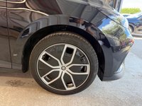 USED 2023 73 MG Mg4 64kWh Trophy Long Range Hatchback 5dr Electric Auto (203 ps)+2 KEYS+2 CABLES+1 OWNER FROM NEW+HALF LEATHER SEATS+CLIMATE+CRUISE+NAVIGATION+BLUETOOTH+APPS+USB+DAB+ 2 KEYS+1 OWNER FROM NEW+MEDIA+2 CABLES+HALF LEATHER SEATS+CLIMATE+PRIVACY+NAV+BLUETOOTH+LONG RANGE MODEL+PARKING SENSORS+ALLOYS+CRUISE+HEATED FRONT SEATS+HPI CLEAR