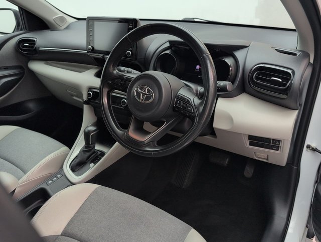 USED 2021 21 Toyota Yaris 1.5 Vvt-H Excel Hatchback 5dr Petrol Hybrid E-Cvt Euro 6 (s/S) (116 Ps) 