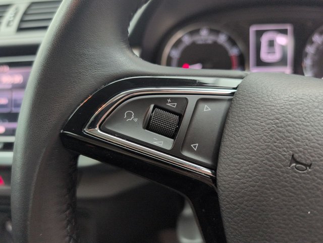 USED 2020 20 Skoda Fabia 1.0 TSI Colour Edition Hatchback 5dr Petrol Manual Euro 6 (s/S) (95 Ps) - Sensors, Air Con, Bluetooth