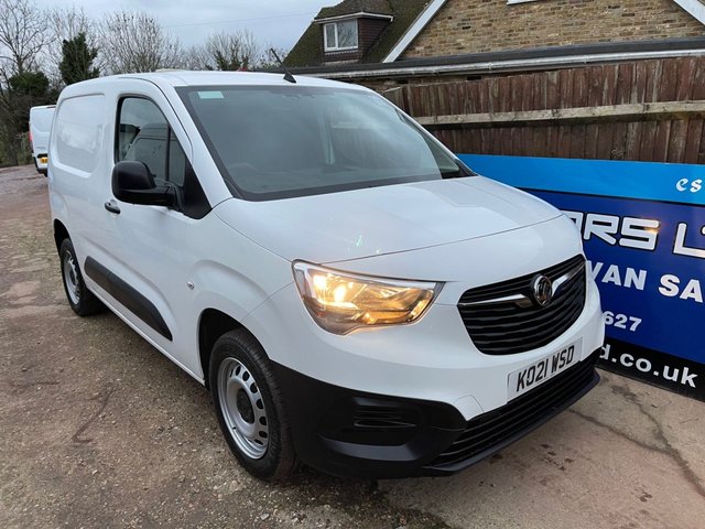 2021 Vauxhall Combo 1.5L Dynamic 4dr - Photo 10