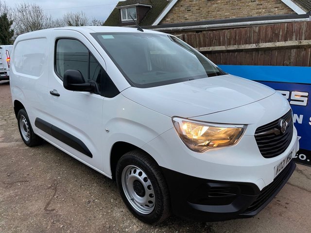 2021 Vauxhall Combo 1.5L Dynamic 4dr - Photo 11