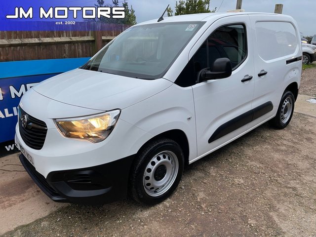 2021 Vauxhall Combo 1.5L Dynamic 4dr