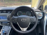 USED 2014 64 TOYOTA AURIS 1.8 VVT-h Icon Hatchback 5dr Petrol Hybrid CVT Euro 5 (s/s) (136 ps) FULL SERVICE HISTORY DAB RADIO
