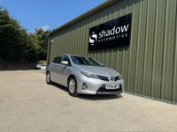 USED 2014 64 TOYOTA AURIS 1.8 VVT-h Icon Hatchback 5dr Petrol Hybrid CVT Euro 5 (s/s) (136 ps) FULL SERVICE HISTORY DAB RADIO