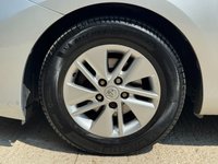 USED 2014 64 TOYOTA AURIS 1.8 VVT-h Icon Hatchback 5dr Petrol Hybrid CVT Euro 5 (s/s) (136 ps) FULL SERVICE HISTORY DAB RADIO