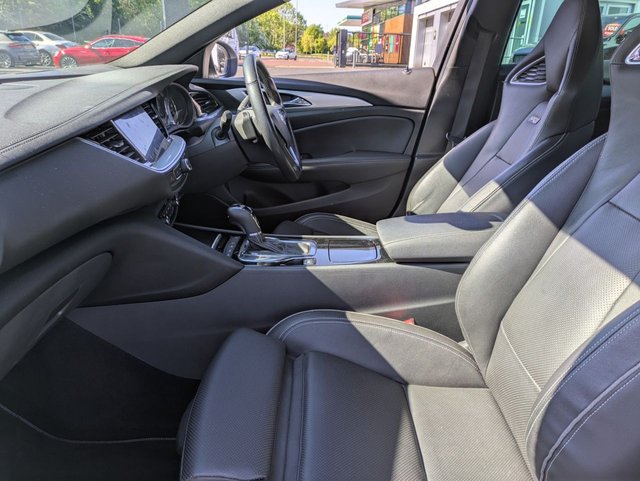 2021 Vauxhall Insignia 2L Gsi 5dr - Photo 9