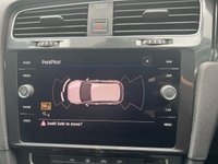 USED 2017 67 VOLKSWAGEN GOLF 1.5 TSI EVO BlueMotion Tech SE Nav Hatchback 5dr Petrol DSG Euro 6 (s/s) (130 ps) A/C, Sat Nav, Adaptive Cruise Control, Bluetooth connectivity for calls and music, USB input, Front & Rear parking sensors with visual display, DAB radio, LED daytime running lights, Heated Power Folding Mirrors, 18" alloys, Auto lights, Touch screen media, AUX input, Apple car play, Android Auto, Keyless Start.