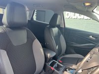 USED 2020 70 VAUXHALL GRANDLAND X 1.2 Turbo SRi Nav SUV 5dr Petrol Auto Euro 6 (s/s) (130 ps) Partial Leather Interior, SatNav, Cruise Control, Park Assist, Lane Assist, Bluetooth Connectivity, USB, Rain Sensors, Auto Dimming Rear View Mirror, Privacy Glass, Apple CarPlay, Android Auto, Front and Rear Parking Sensors, Auto Headlights and 18 inch Alloy Wheels.