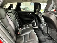 USED 2018 68 VOLVO XC60 2.0 D4 Momentum SUV 5dr Diesel Manual AWD Euro 6 (s/s) (190 ps) 18"ALLOYS+POWER TAILGATE+NAV