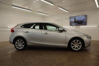 USED 2018 68 VOLVO V40 1.5 T3 GPF Inscription Hatchback 5dr Petrol Auto Euro 6 (s/s) (152 ps) 
