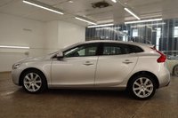 USED 2018 68 VOLVO V40 1.5 T3 GPF Inscription Hatchback 5dr Petrol Auto Euro 6 (s/s) (152 ps) 