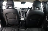 USED 2018 68 VOLVO V40 1.5 T3 GPF Inscription Hatchback 5dr Petrol Auto Euro 6 (s/s) (152 ps) 