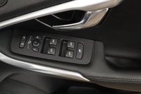 USED 2018 68 VOLVO V40 1.5 T3 GPF Inscription Hatchback 5dr Petrol Auto Euro 6 (s/s) (152 ps) 