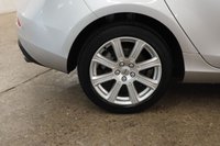 USED 2018 68 VOLVO V40 1.5 T3 GPF Inscription Hatchback 5dr Petrol Auto Euro 6 (s/s) (152 ps) 