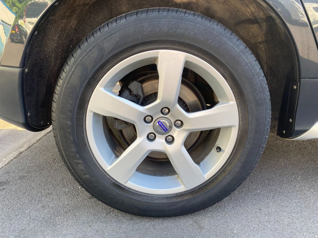 USED 2012 62 VOLVO XC60 2.4 D4 R-Design Nav SUV 5dr Diesel Geartronic AWD Euro 5 (163 ps) HEATED SEATS + SAT NAV