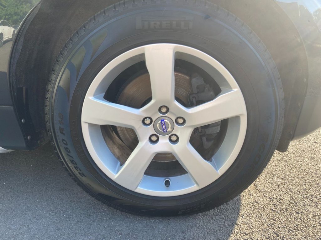 USED 2012 62 VOLVO XC60 2.4 D4 R-Design Nav SUV 5dr Diesel Geartronic AWD Euro 5 (163 ps) HEATED SEATS + SAT NAV