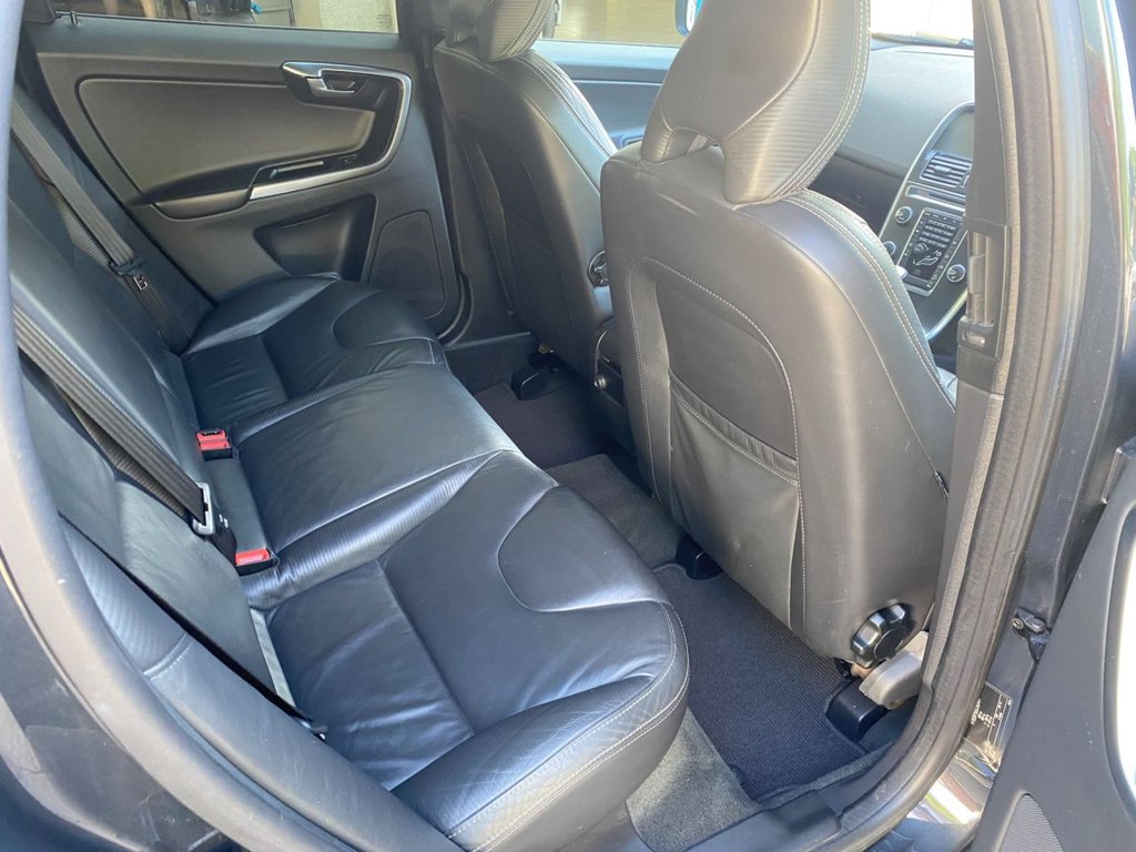 USED 2012 62 VOLVO XC60 2.4 D4 R-Design Nav SUV 5dr Diesel Geartronic AWD Euro 5 (163 ps) HEATED SEATS + SAT NAV