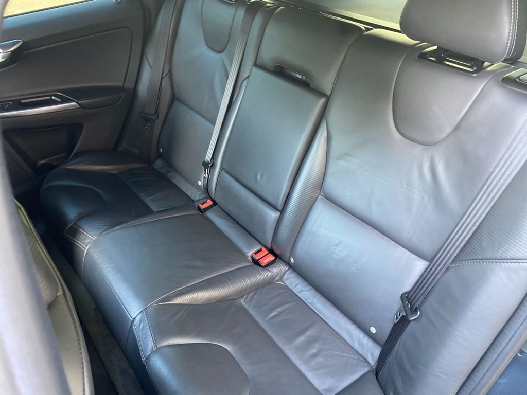 USED 2012 62 VOLVO XC60 2.4 D4 R-Design Nav SUV 5dr Diesel Geartronic AWD Euro 5 (163 ps) HEATED SEATS + SAT NAV