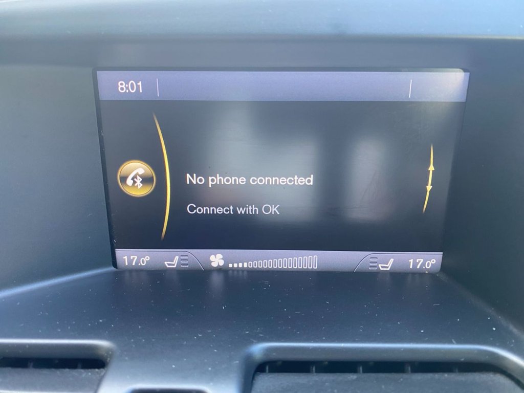 USED 2012 62 VOLVO XC60 2.4 D4 R-Design Nav SUV 5dr Diesel Geartronic AWD Euro 5 (163 ps) HEATED SEATS + SAT NAV