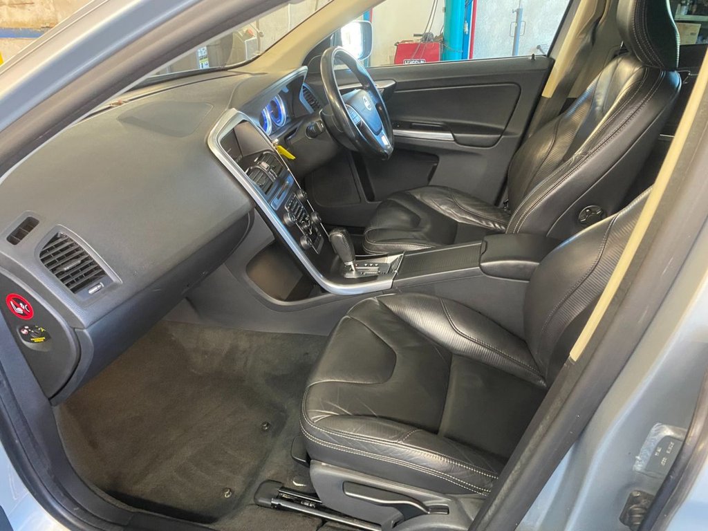 USED 2012 62 VOLVO XC60 2.4 D5 R-Design SUV 5dr Diesel Geartronic AWD Euro 5 (215 ps) GREAT VALUE R DESIGN XC60