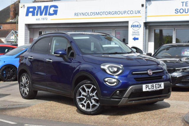 View our Fiat 500x range