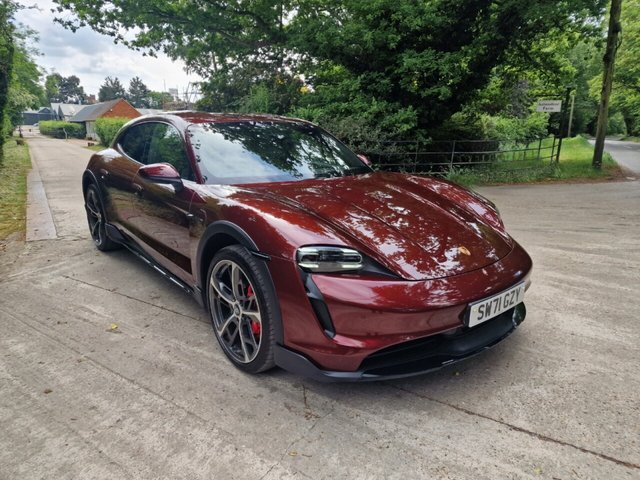 2022 71 Porsche Taycan Performance Plus 93.4kWh 4S Cross Turismo 5dr Electric Auto 4WD (11kW Charger) (571 ps)