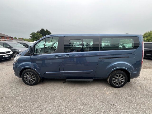 View our FORD TOURNEO CUSTOM