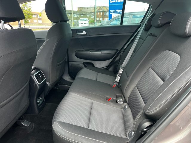 2020 KIA SPORTAGE - Photo 11