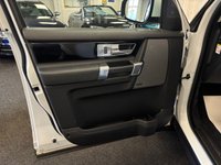 USED 2016 66 LAND ROVER DISCOVERY 4 3.0 SD V6 Graphite SUV 5dr Diesel Auto 4WD Euro 6 (s/s) (256 bhp) UK DELIVERY FLAT FEE &pound;175 (SUBJECT TO DEAL) *OVER 100 IMAGES ON OUR WEBSITE*BESPOKE FINANCE ARRANGED*PART EXCHANGE WELCOME*ALL VEHICLES HPI CLEAR