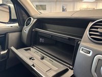 USED 2016 66 LAND ROVER DISCOVERY 4 3.0 SD V6 Graphite SUV 5dr Diesel Auto 4WD Euro 6 (s/s) (256 bhp) UK DELIVERY FLAT FEE &pound;175 (SUBJECT TO DEAL) *OVER 100 IMAGES ON OUR WEBSITE*BESPOKE FINANCE ARRANGED*PART EXCHANGE WELCOME*ALL VEHICLES HPI CLEAR