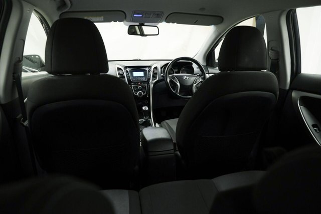 2015 HYUNDAI I30 1.6 CRDi Blue Drive SE Euro 6 (s/s) 5dr - Photo 11